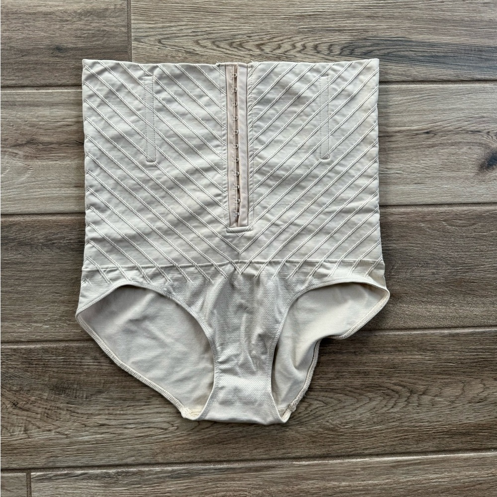 Belly Bandit C-Section and Postpartum Recovery Undies